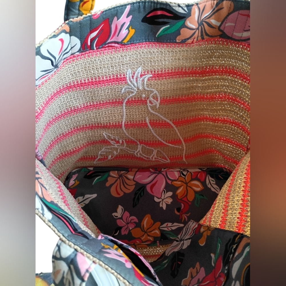 Vera Bradley Large Beach Tote Bag Costal Paradise Pattern EUC - Picture 4 of 6